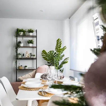 Apartamento Lujoso Entre 2 Playas Con Garaje, Wifi