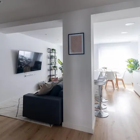 Apartment Lujoso Entre 2 Playas Con Garaje, Wifi Gijon