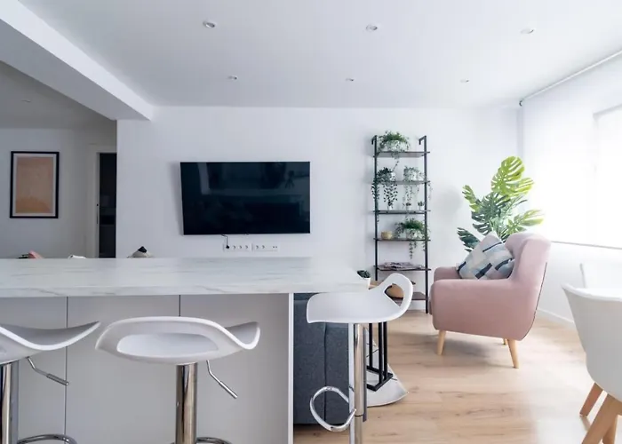 Apartamento Lujoso Entre 2 Playas Con Garaje, Wifi Gijón